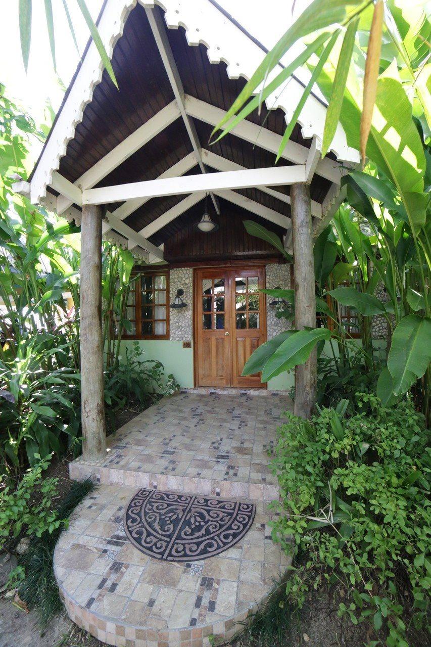 Negril Palms Hotel Exterior photo