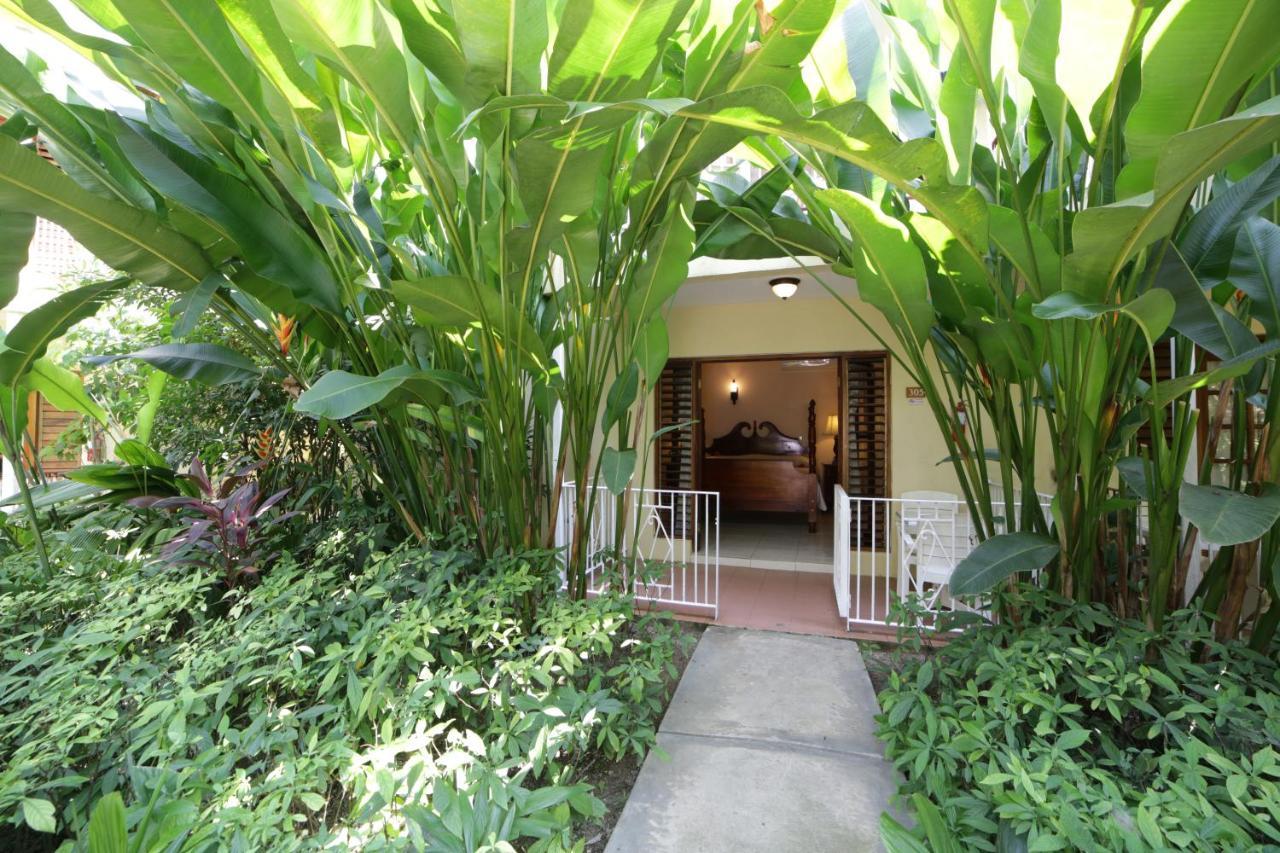 Negril Palms Hotel Exterior photo